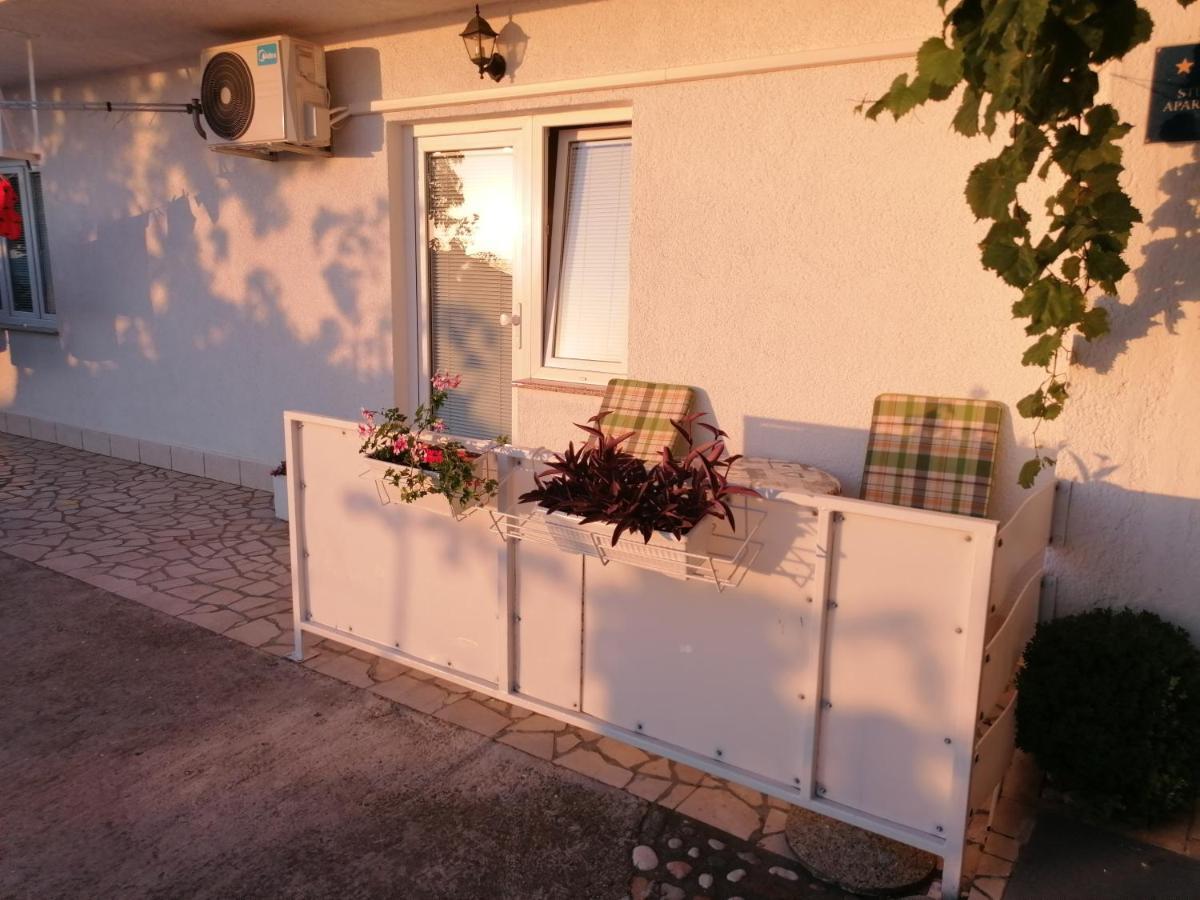Guest House Pamela Senj  Exterior photo